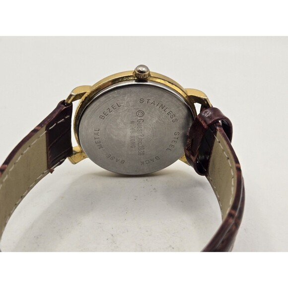 Vintage Guess 1988 Gold Tone Unisex White Dial Watch. New Battery + Band main image 6